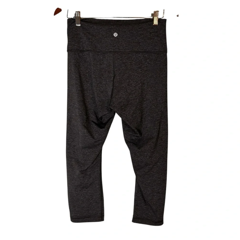 Lululemon Wunder Under Crop (Hi-Rise) *Luxtreme 21" Heathered Black- Size 10 - Picture 8 of 13